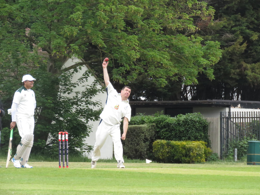 Chris James about to release the ball from his bowling